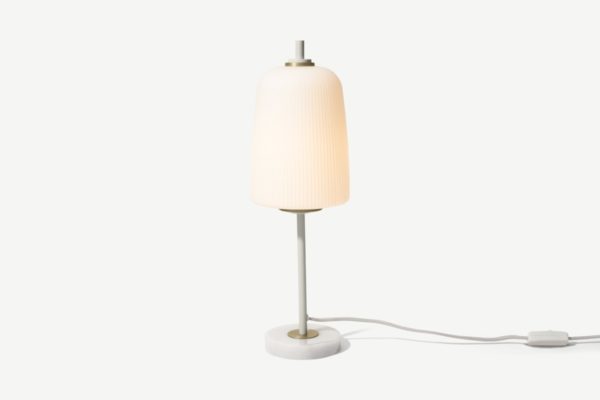 Ayala Tischlampe, Grauweiss, gebuerstetes Messing und Milchglas - MADE.com