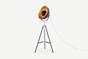 Chicago Tripod-Stehlampe, Schwarz und Kupf - MADE.com