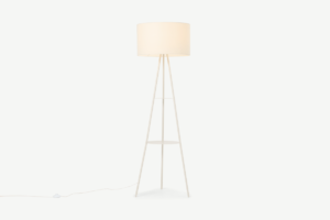 Leyton Tripod-Stehlampe mit integriertem Regal, Elfenbein - MADE.com