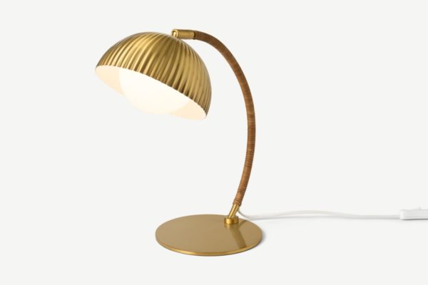 Shell Tischlampe, Antik-Messing und Rattan - MADE.com